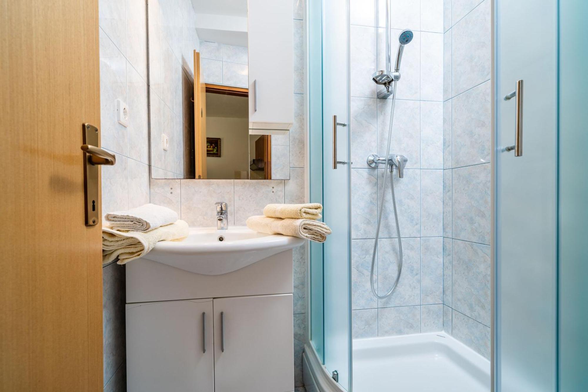 Apartments Zarac دوبروفينك الغرفة الصورة